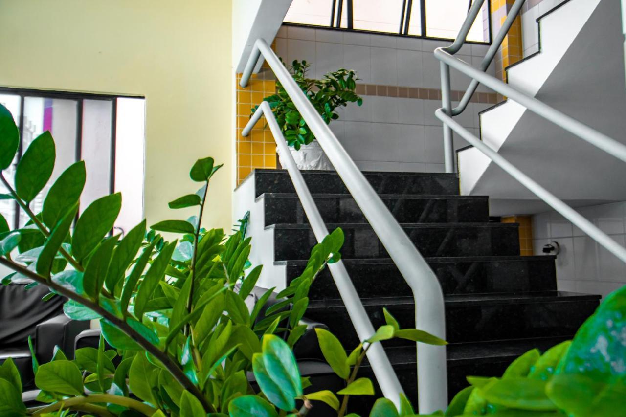 Piramide Pituba - Av Paulo Vi Hotel Salvador